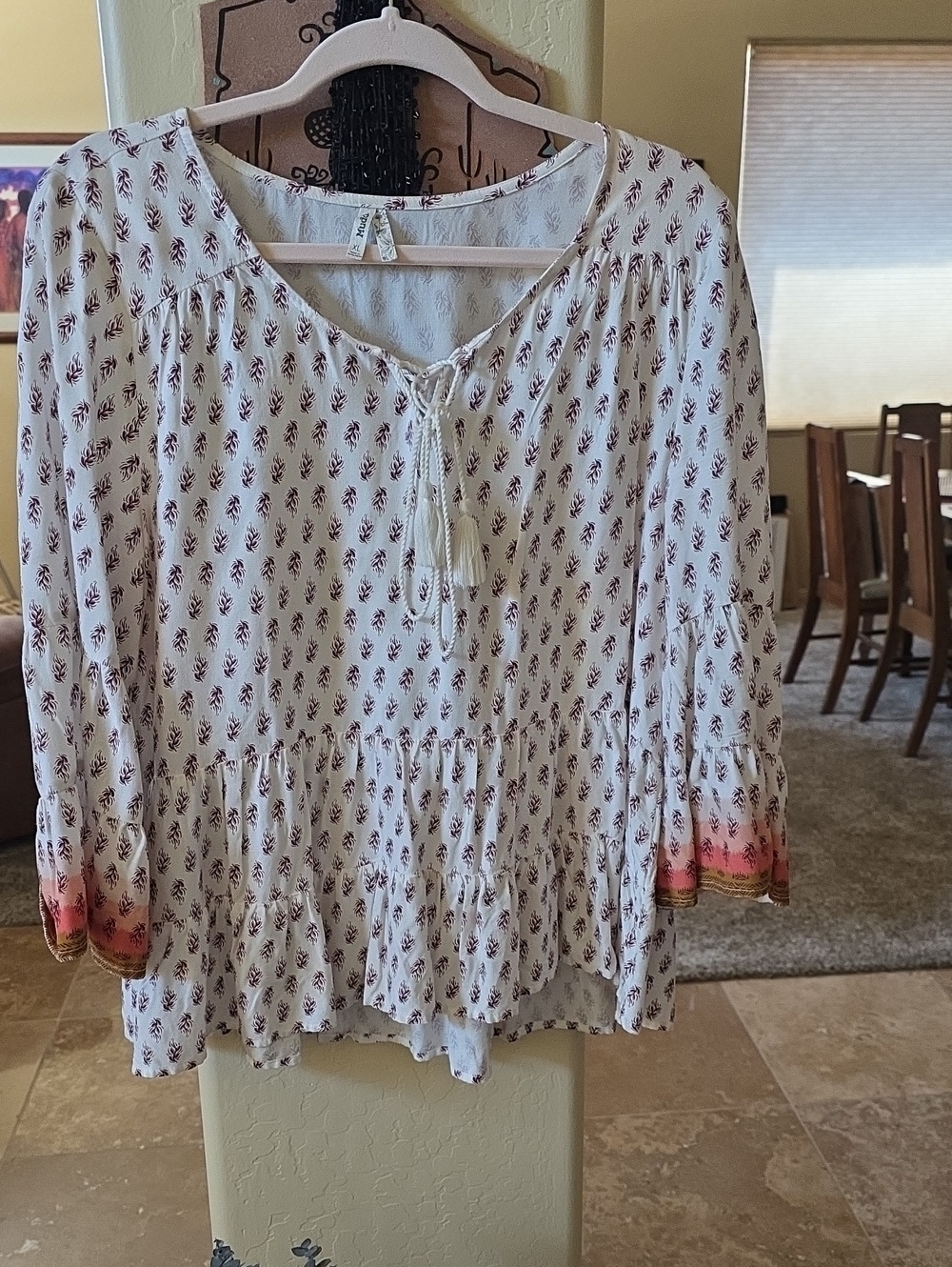 Mudd White Peasant Boho Tunic with Pink and Brown Accent Cuffs